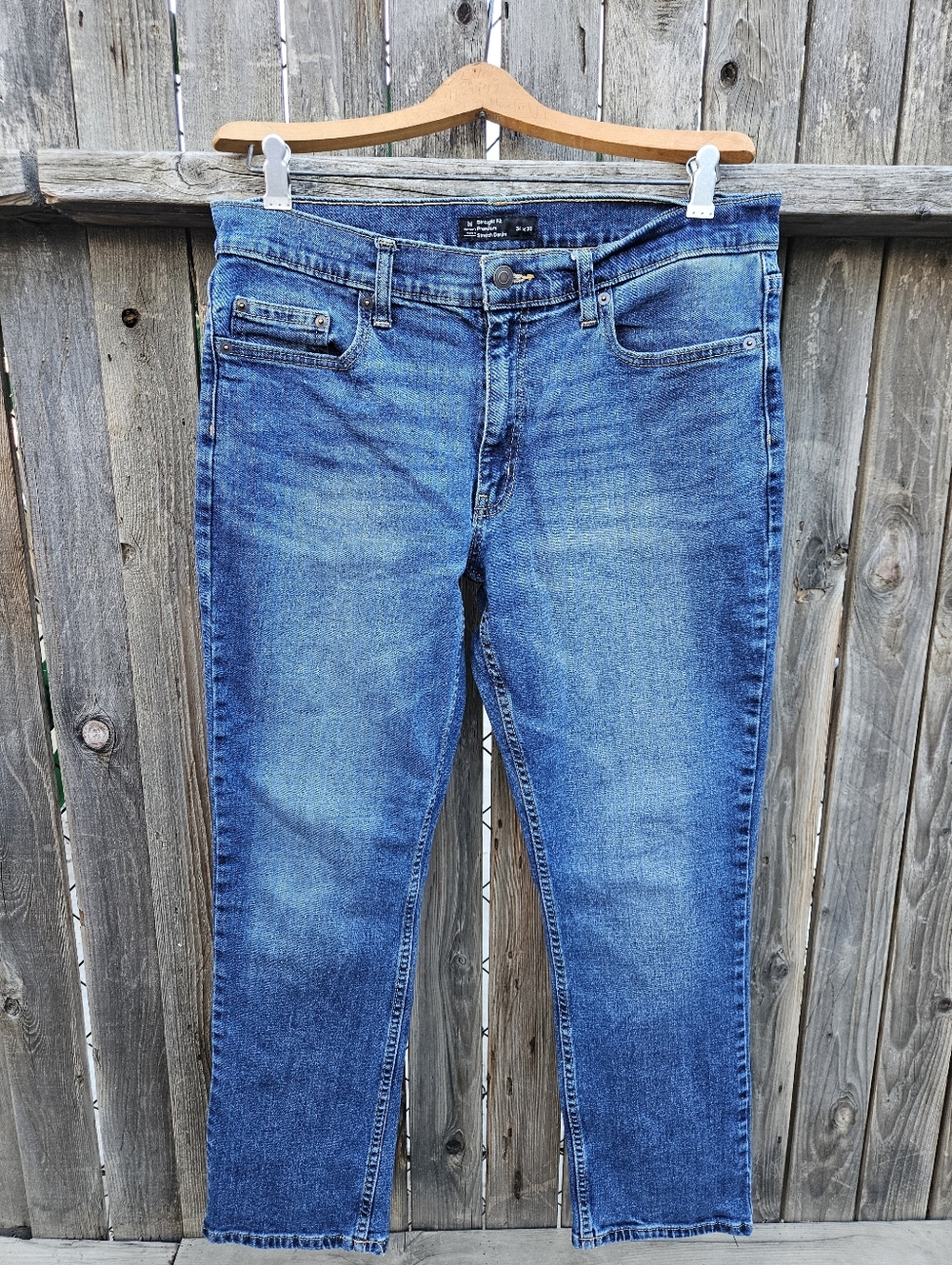 Men's Blue Denim Jeans Straight Fit Size 34x30